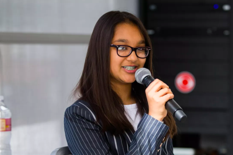 Samaira Mehta tại một hội thảo năm 2019. Ảnh: Cnet.