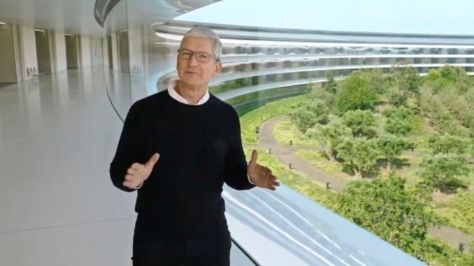 Tim Cook, CEO Apple, trong sự kiện hồi tháng 9. Ảnh: Apple.