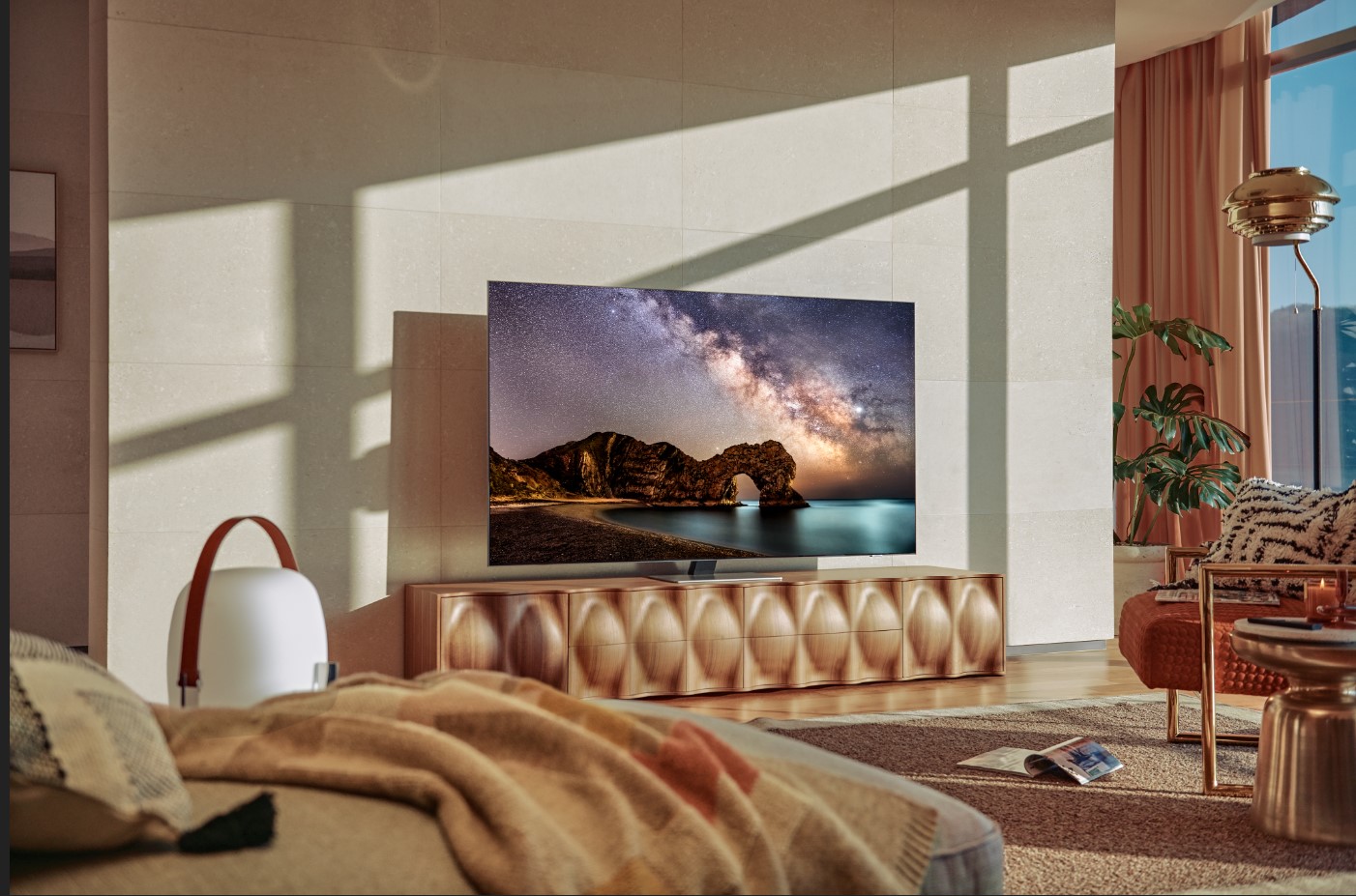 Neo QLED có nhiều công nghệ hiện đại giúp tăng chất lượng hình ảnh.